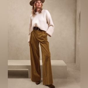 Banana Republic wide leg corduroy pants, size 10